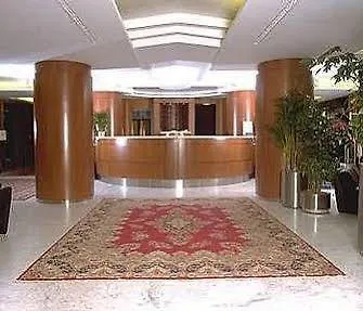 ***  B&B Hotel Modena Italy